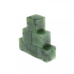 Камни для виски из саянского нефрита набор 6 кубиков 20 мм