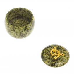 Шкатулка из змеевика круглая с ящерицей 6х6х5,5 см