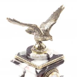 Каменные часы из мрамора и бронзы &amp;quot;Орел&amp;quot;