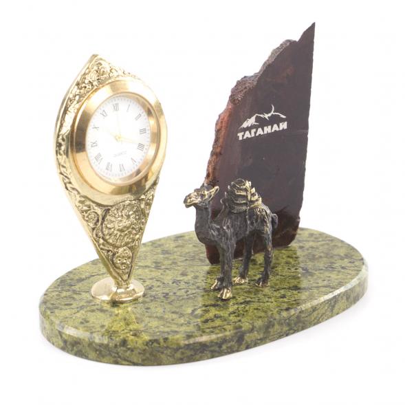 Сувенирные часы &amp;quot;Верблюд&amp;quot; бронза, камень змеевик, яшма 121490