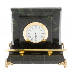 Настольные часы из змеевика 16х10х13,5 см