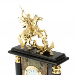 Каменные часы с бронзовым литьем &amp;quot;Георгий Победоносец&amp;quot; офиокальцит