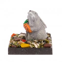 Сувенир "Кролик с морковкой" змеевик