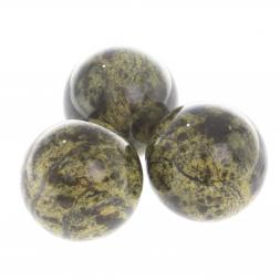 Шар из светлого змеевика 3,5 см