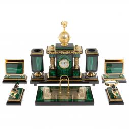 Письменный набор &amp;quot;Держава&amp;quot; из малахита Златоуст