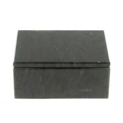 Шкатулка из нефрита 9х7х4 см