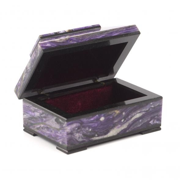 Ларец из камня чароит &amp;quot;Очарование&amp;quot; 9х6х9 см 121850