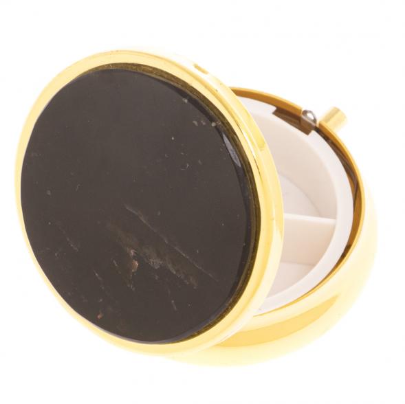 Таблетница на 3 отделения камень турмалин шерл цвет золото 126511