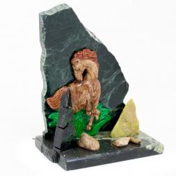 Сувенир &amp;quot;Лошадка&amp;quot; камень змеевик 60х100х120 мм 500 гр.