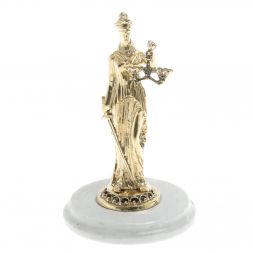 Статуэтка &amp;quot;Фемида&amp;quot; на подставке из мрамора