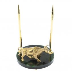 Статуэтка &amp;quot;Бык&amp;quot; из бронзы и нефрита 13,5х13,5х22,5 см