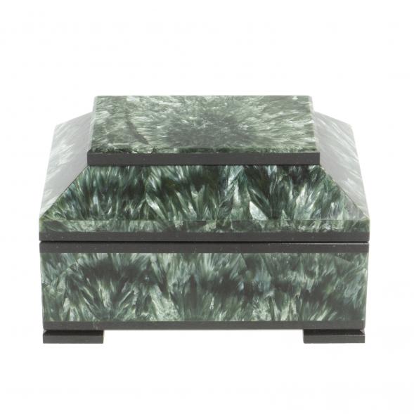 Ларец из серафинита 11х8х6,5 см 126972