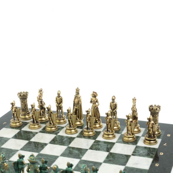 Шахматы &amp;quot;Средневековые рыцари&amp;quot; фигуры бронза / патина 44х44 см мрамор змеевик 128394