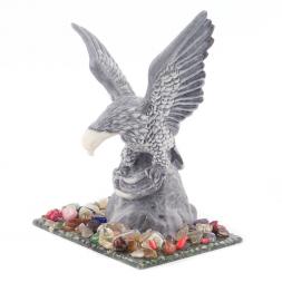 Сувенир "Орел со змеей" из мрамолита