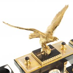 Настольный набор из яшмы и долерита "Орел"