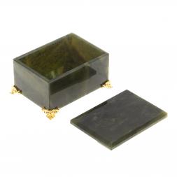 Шкатулка из нефрита 9х7х5 см