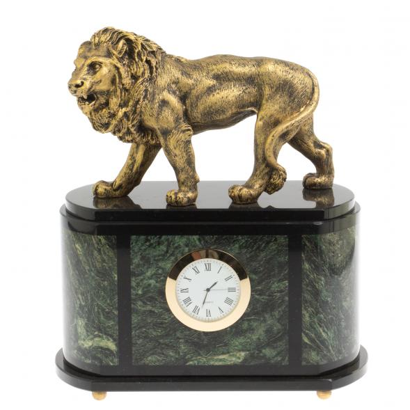 Часы &amp;quot;Лев&amp;quot; из шабровского змеевика и мрамолита 127133