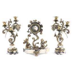 Каминные часы "Колибри" из мрамора с канделябрами из бронзы