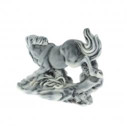 Сувенир из мрамолита "Кланяющаяся лошадка"