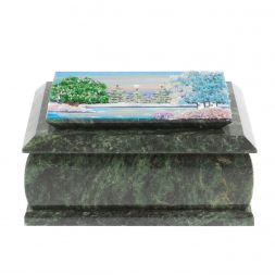 Шкатулка с рисунком "Зима" из змеевика 16х12х7,5 см