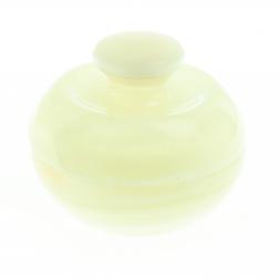 Каменная шкатулка из оникса &amp;quot;Яблоко&amp;quot; зеленая 6,5х6,5х5,5 см (2,5)