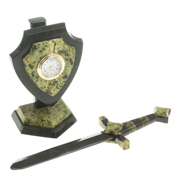 Часы &amp;quot;Щит и меч&amp;quot; малый камень змеевик 113549