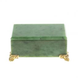 Шкатулка из нефрита 10,5х6,5х4,5 см