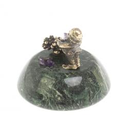 Статуэтка из бронзы на подставке из змеевика  "Гномик"