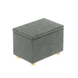 Шкатулка из нефрита 7,5х5х5,5 см