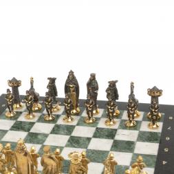 Шахматы подарочные из бронзы "Средневековье" 40х40 см мрамор змеевик