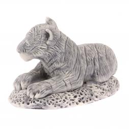 Фигурка &amp;quot;Тигренок на камне&amp;quot; из мраморной крошки