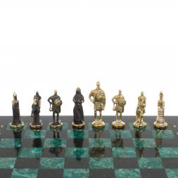 Шахматы подарочные "Русские" доска 40х40 см шабровский змеевик