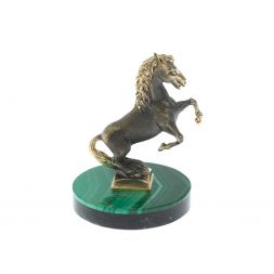 Статуэтка &amp;quot;Конь на дыбах&amp;quot; на подставке из малахита 5,5х5,5х7,5 см