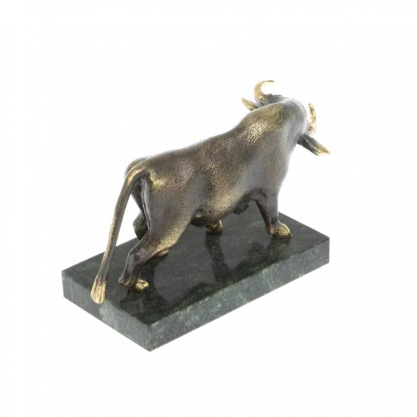 Бронзовая фигурка &amp;quot;Бык&amp;quot; на подставке из камня змеевик 121338