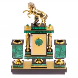 Настольный набор из малахита "Конь на дыбах" Златоуст
