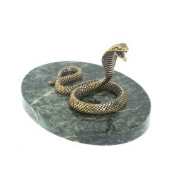 Статуэтка "Королевская кобра" на подставке из шабровского змеевика