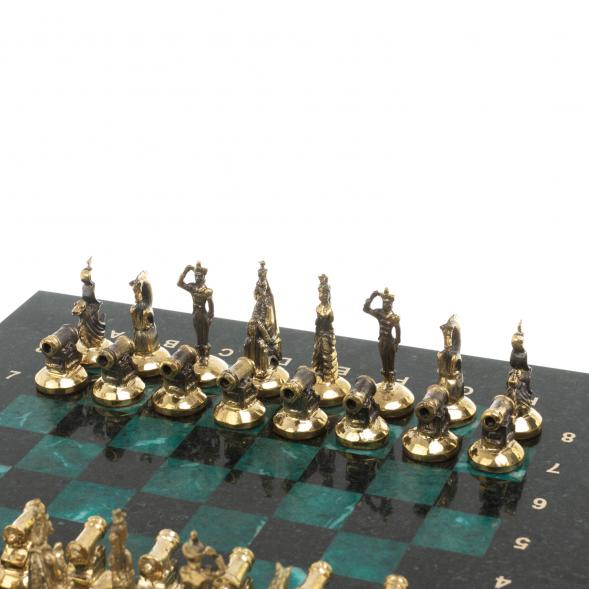 Шахматы &amp;quot;Итальянская война&amp;quot; фигуры бронза доска 28х28 см из змеевика 128253