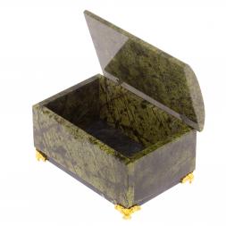Шкатулка &amp;quot;Сундук&amp;quot; средний из змеевика на ножках 12х8х7 см