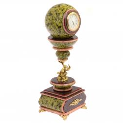 Часы антистресс "Шар на слоне" из змеевика 10,5 см