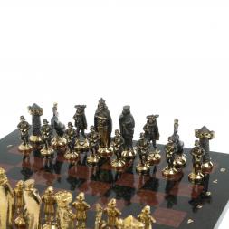 Шахматы "Средневековье" доска 40х40 см из змеевика и лемезита