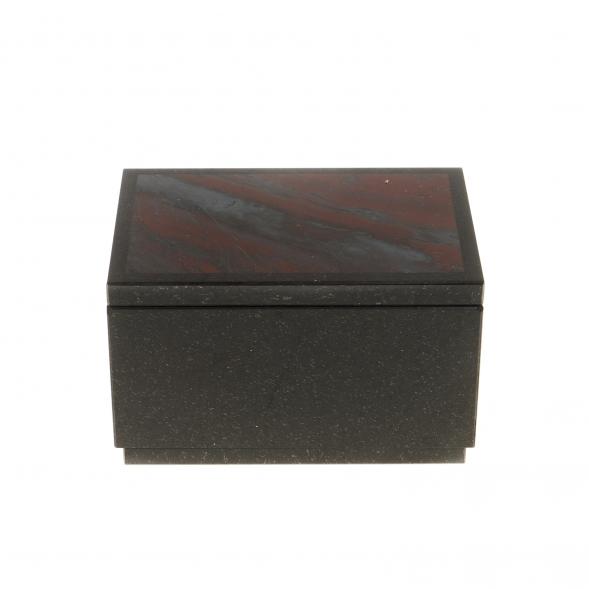 Шкатулка из яшмы 10х7х6 см 124270
