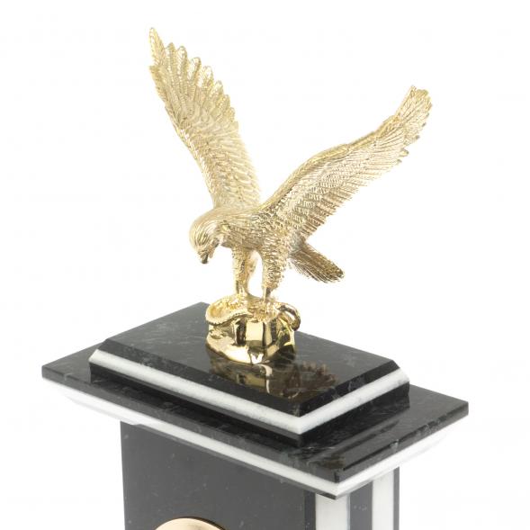 Часы &amp;quot;Горный орел&amp;quot; из змеевика и мрамора 127392