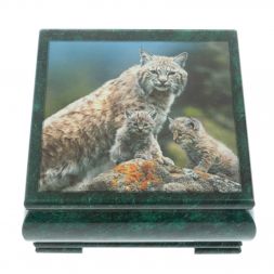 Шкатулка &amp;quot;Рысь и рысята&amp;quot; из змеевика 18х18х8 см