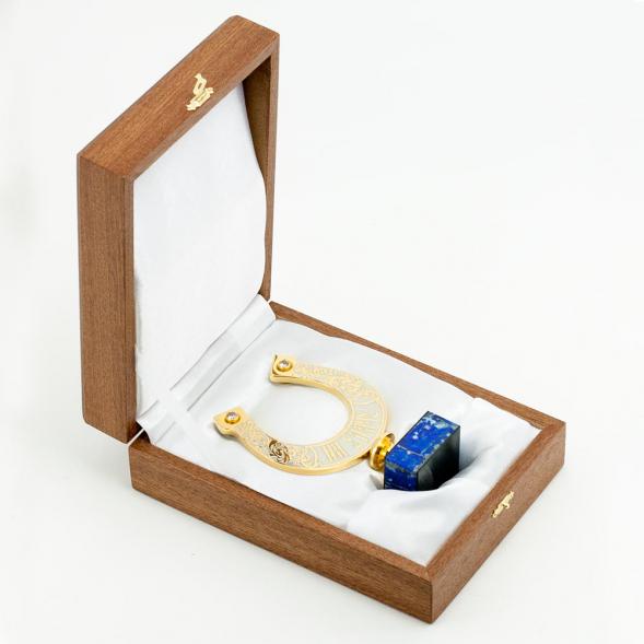 Сувенир подкова &amp;quot;На удачу&amp;quot; камень лазурит Златоуст 116008