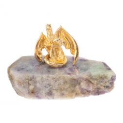 Сувенир "Дракон с монетой" на подставке из флюорита