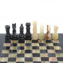 Сувенирные шахматы &amp;quot; Битва&amp;quot; камень оникс мрамор доска 20х20 см