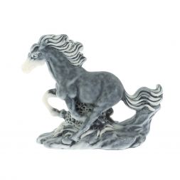 Сувенир "Лошадка скачет" из мраморной крошки