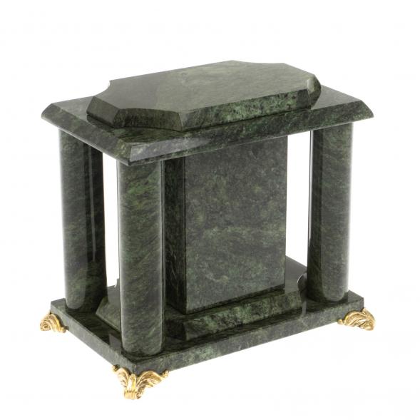 Часы из шабровского змеевика 17х12х17 см 129396