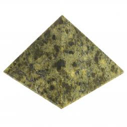 Пирамида 5,5х5,5х5 см камень змеевик