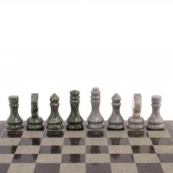Шахматы с гравировкой &amp;quot;Греческий орнамент&amp;quot; 40х40 см гранит